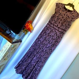 Size 10 R&M Richards formal gown.